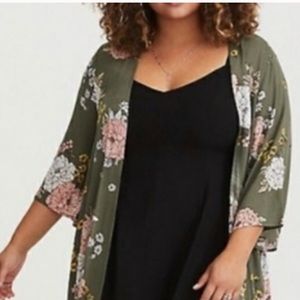 Torrid women 3/4 Olive green long kimono with pink/white/gold Tall